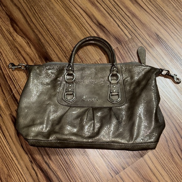 Coach Purse - Picture 2 of 6